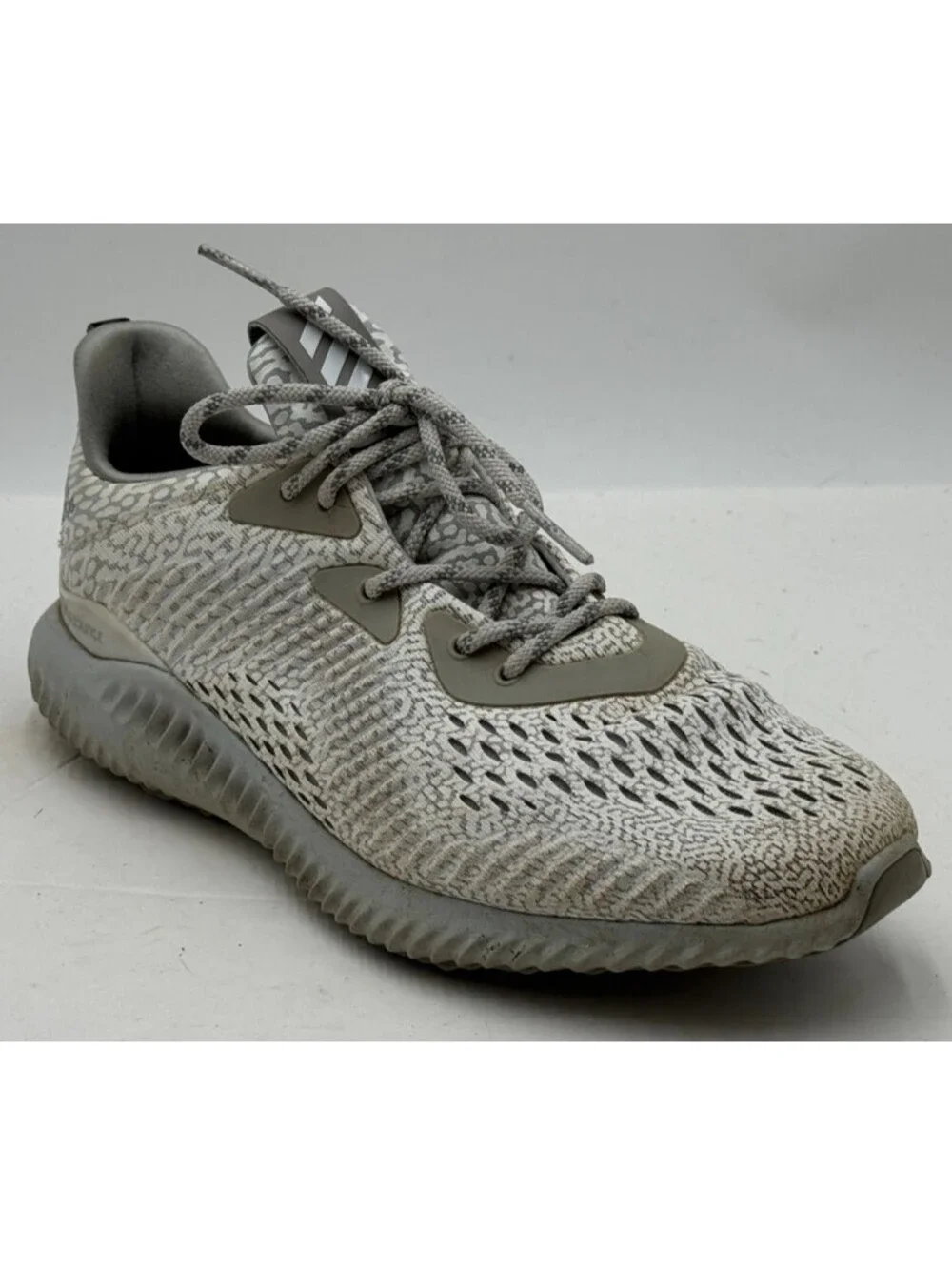 Adidas Alphabounce Women's Sneakers 9.5 Wolf Gray Athletic Running Shoes BW1132